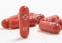 Escasean píldoras ante alza de casos de ómicron