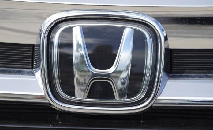 Honda llama a reparación a camionetas por problema en capó en EEUU