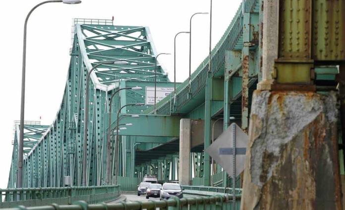EEUU invierte 27 mil millones para reparar 15 mil puentes