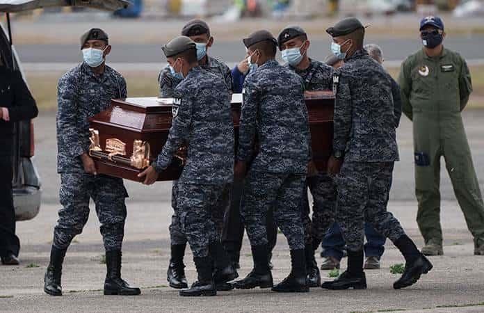 Repatrían los cuerpos de 19 guatemaltecos