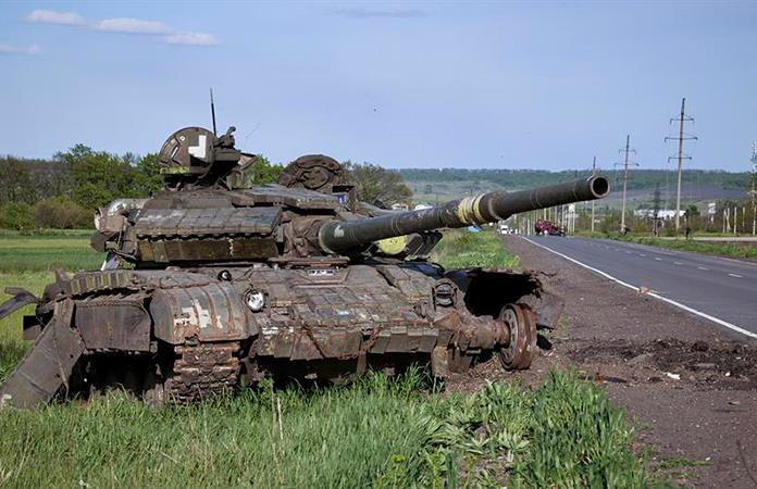 El Ejército ruso se repliega y renuncia a la toma de Járkov